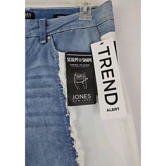 JONES NY~Woman Size 10/30~Blue/White Lexington Skinny Crop Jeans Trend Alert NWT - Picture 2 of 10